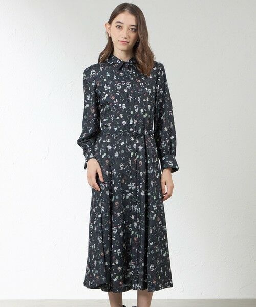 AMACA / アマカ ロング・マキシ丈ワンピース | Le Marais プリントサテン ワンピース（ネイビー3）