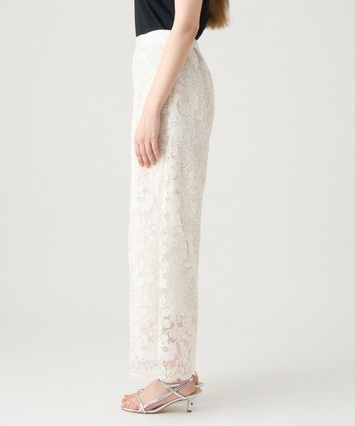 新品タグ付✨定価2.9万✨ANAYI ペイズリーケミカルレースタイト スカート ANAYI（アナイ）の「ペイズリーケミカルレースタイト スカート