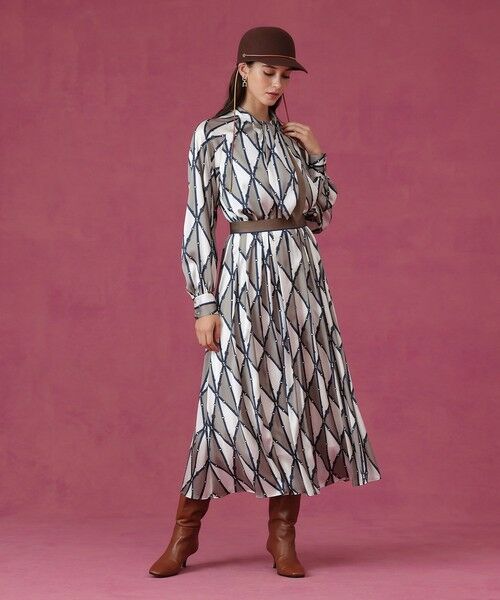 ANAYI / アナイ ロング・マキシ丈スカート | ベルトプリントランダムタック スカート | 詳細7