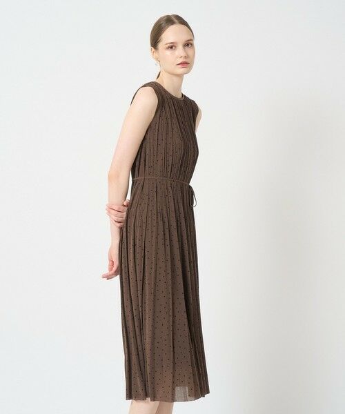 【美品】ANAYI ソフトジャージープリーツワンピース グリーン　ワンピース 楽天市場】【SALE／50%OFF】ソフトジャージープリーツ