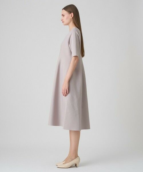 ANAYI / アナイ ミニ丈・ひざ丈ワンピース | バックVネックシルエットワンピース | 詳細2