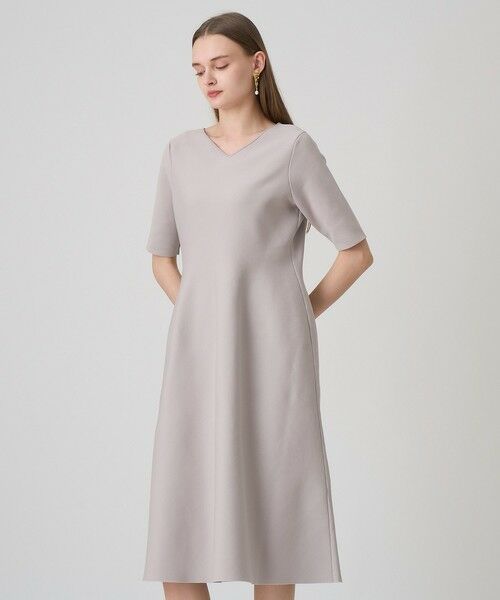 ANAYI / アナイ ミニ丈・ひざ丈ワンピース | バックVネックシルエットワンピース | 詳細4