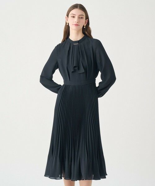 ANAYI / アナイ ロング・マキシ丈ワンピース | 【Eternal Line 2026】シアードビープリーツボウ ワンピース(navy (65))