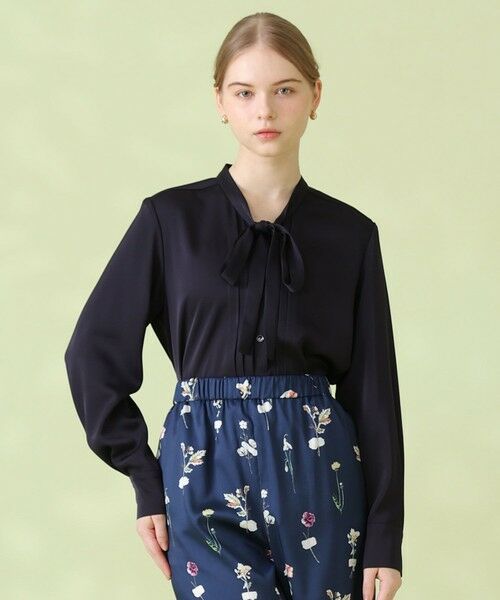 ANAYI / アナイ シャツ・ブラウス | 【セットアップ対象商品】ストレッチダブルサテンボウタック ブラウス(navy (65))