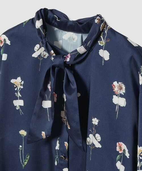 ANAYI / アナイ シャツ・ブラウス | ボタニカルサテンプリントスカーフタイ ブラウス | 詳細7