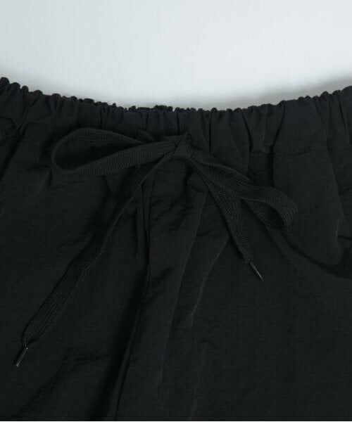 and D.petitmain / アンドディー. プティマイン その他パンツ | 【セットアップ対応可】ライン入りナイロントラックパンツ | 詳細11