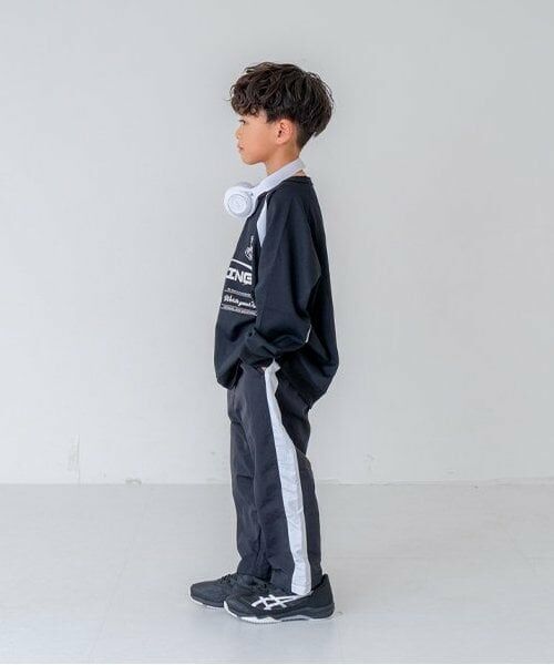 and D.petitmain / アンドディー. プティマイン その他パンツ | 【セットアップ対応可】ライン入りナイロントラックパンツ | 詳細7