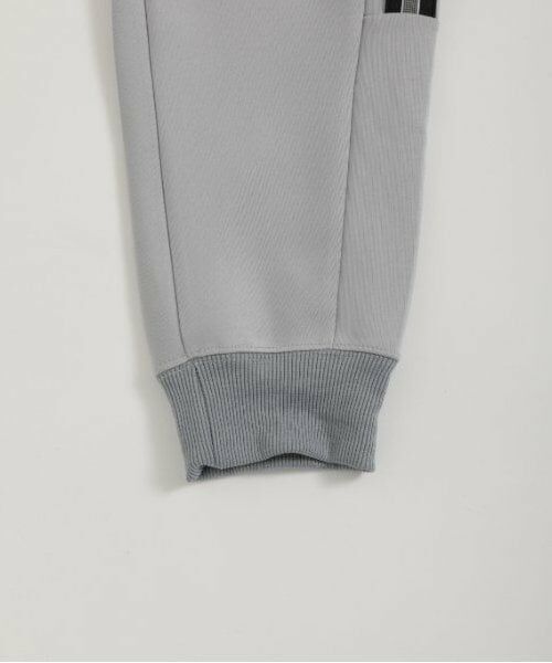 and D.petitmain / アンドディー. プティマイン その他パンツ | 【セットアップ対応可】サイドライン入りキリカエジョグパンツ | 詳細9