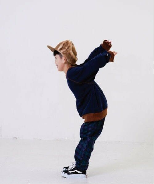 and D.petitmain / アンドディー. プティマイン スウェット | 配色ガゼットワイドスウェット | 詳細5