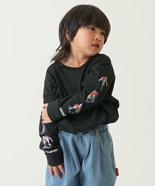 and D.petitmain / アンドディー. プティマイン Tシャツ | 【365D.】袖プリントビッグロンT（黒）