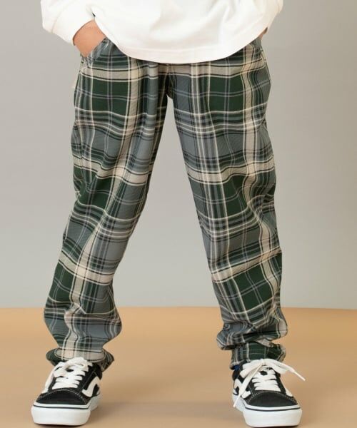 and D.petitmain / アンドディー. プティマイン その他パンツ | カットツイルテーパード柄パンツ（グリーン）