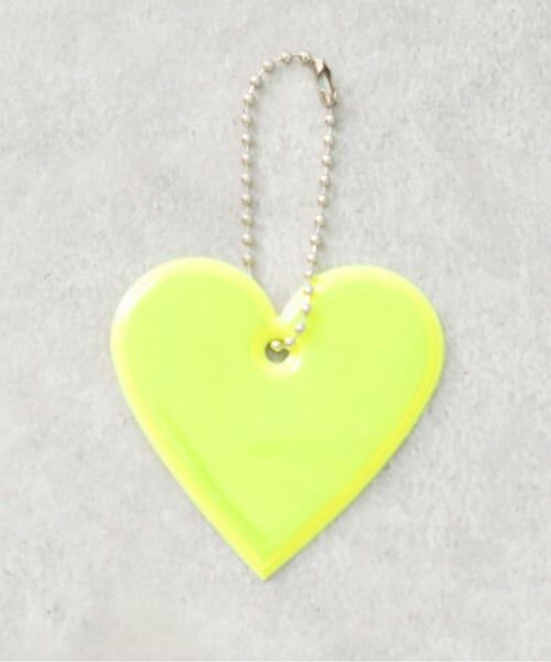 and D.petitmain / アンドディー. プティマイン チャーム | ピカッとあんしんハートリフレクターチャーム（黄）