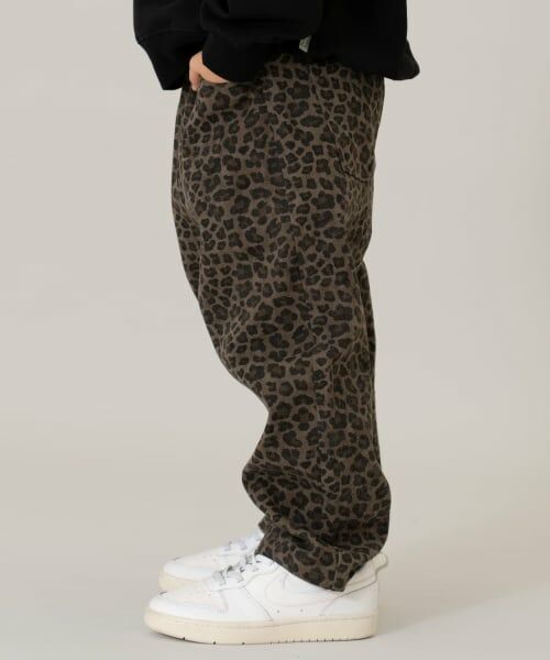 and D.petitmain / アンドディー. プティマイン その他パンツ | ストリート柄ワイドバルーンパンツ | 詳細3