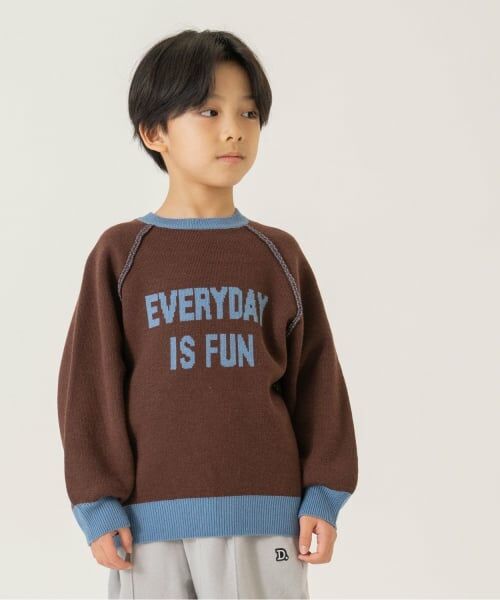 and D.petitmain / アンドディー. プティマイン ニット・セーター | メッセージロゴニット（茶）