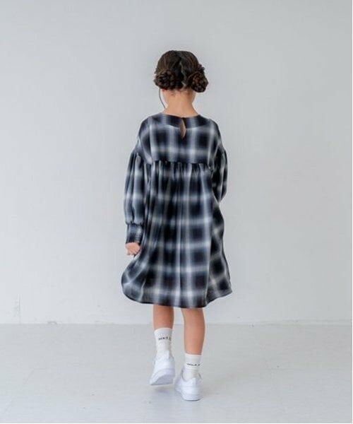 and D.petitmain / アンドディー. プティマイン ミニ丈・ひざ丈ワンピース | 【リンク】オンブレチェックボリュームミニワンピ | 詳細6
