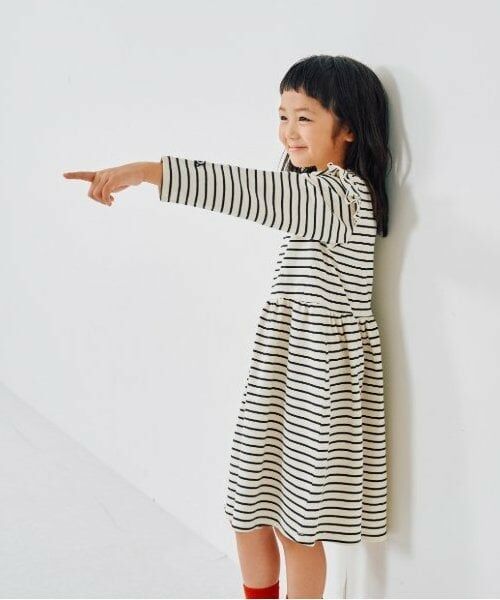 and D.petitmain / アンドディー. プティマイン ミニ丈・ひざ丈ワンピース | 裏毛ミニフリルワンピース | 詳細5