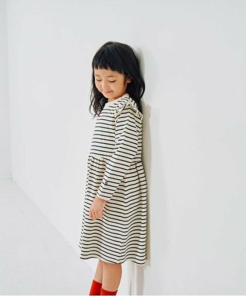 and D.petitmain / アンドディー. プティマイン ミニ丈・ひざ丈ワンピース | 裏毛ミニフリルワンピース | 詳細6