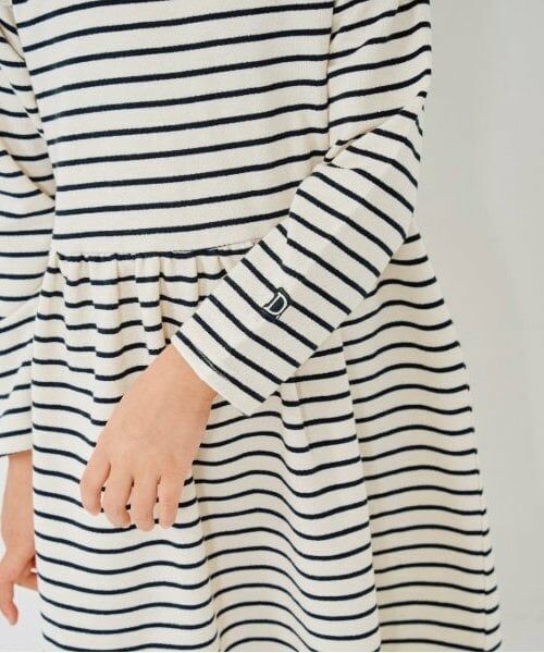 and D.petitmain / アンドディー. プティマイン ミニ丈・ひざ丈ワンピース | 裏毛ミニフリルワンピース | 詳細8