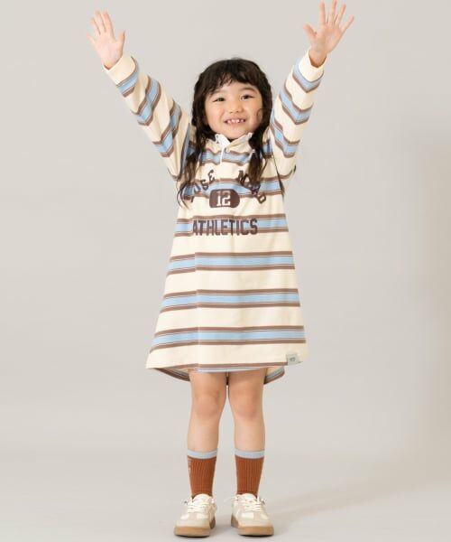 and D.petitmain / アンドディー. プティマイン ミニ丈・ひざ丈ワンピース | 【男女リンク】カレッジプリントラガーワンピ | 詳細2