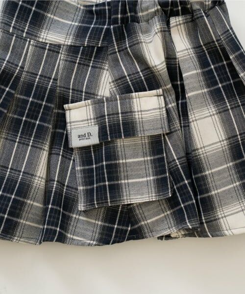 and D.petitmain / アンドディー. プティマイン ショート・ハーフ・半端丈パンツ | プリーツカーゴキュロット | 詳細11