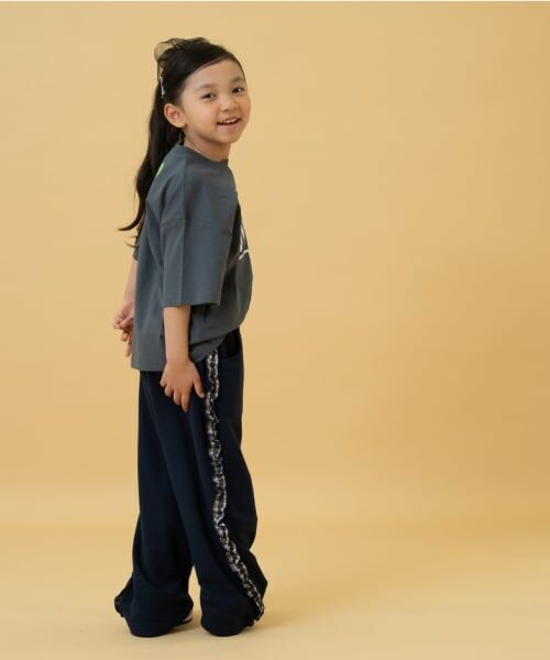 and D.petitmain / アンドディー. プティマイン その他パンツ | サイドガラフリルスウェットパンツ | 詳細3