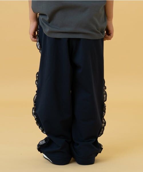 and D.petitmain / アンドディー. プティマイン その他パンツ | サイドガラフリルスウェットパンツ | 詳細5