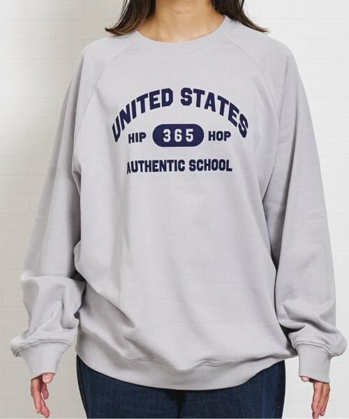 and D.petitmain / アンドディー. プティマイン スウェット | 【親子リンク】ラグランスウェットアソートロゴプルオーバー/トレーナー/親子リンク（ライト グレー）