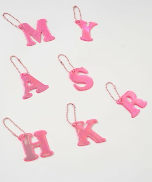 and D.petitmain / アンドディー. プティマイン チャーム | あんしんアルファベットリフレクターチャーム（ピンク） | 詳細1
