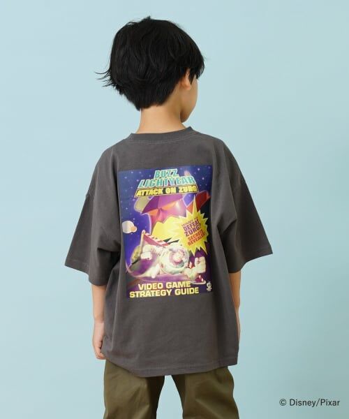 and D.petitmain / アンドディー. プティマイン Tシャツ | 【DISNEY/PIXAR】トイ・ストーリービッグ半袖Tシャツ（チャコール）