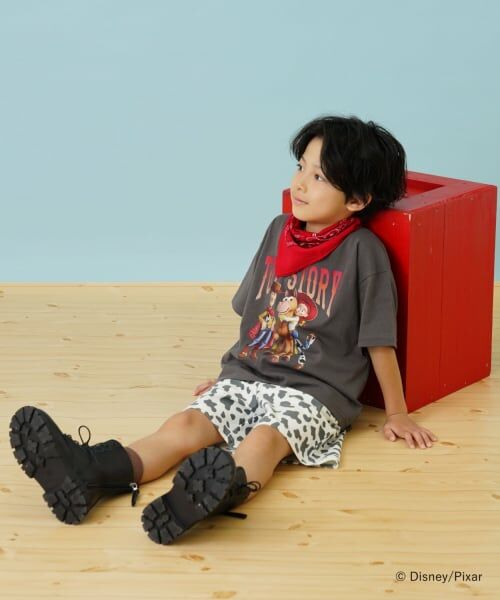 and D.petitmain / アンドディー. プティマイン Tシャツ | 【DISNEY/PIXAR】トイ・ストーリー/集合アート ワイド半袖Tシャツ | 詳細6