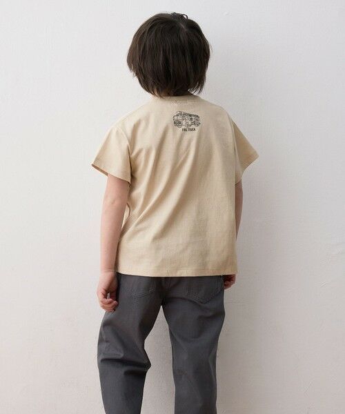 familiar 車プリント Tシャツ 110【新品未使用】 車プリント 半袖Tシャツ （カットソー）｜any FAM
