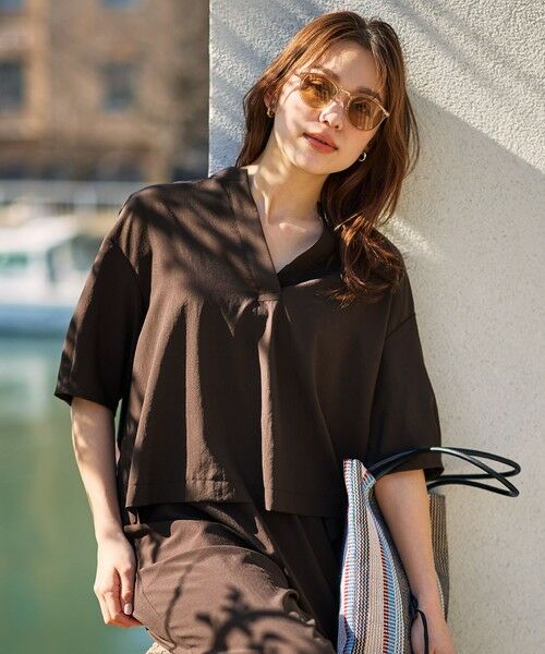 ANY / エニィ シャツ・ブラウス | 楽映えスキッパーブラウス（ブラウン）