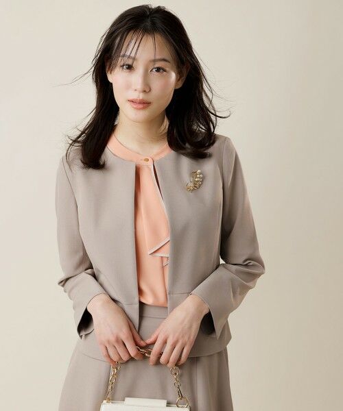 any SiS/エニィスィス 【UVカット・接触冷感・吸水速乾】スマートビューティストレッチ ペプラムショート ジャケット グレージュ 2 any SiS/エニィスィス 【UVカット・接触冷感・吸水速乾】スマートビューティストレッチ ペプラムショート ジャケット グレージュ 2