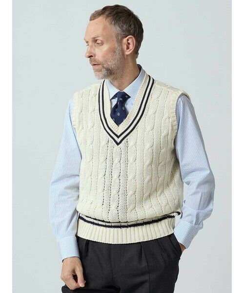 Aquascutum/アクアスキュータム 【UK Traditional】Sleeveless Criket Jumper ベージュ M Aquascutum/アクアスキュータム 【UK Traditional】Sleeveless Criket Jumper ベージュ M