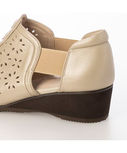 Atelier / アトリエ パンプス | 【3E】カットワークウエッジヒールサンダル | 詳細11
