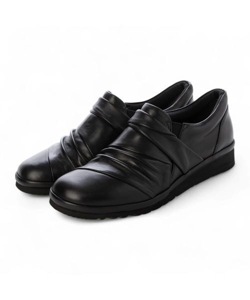 Atelier / アトリエ フラットシューズ | 【3E】スクエアトゥドレープスリッポン （ブラック）