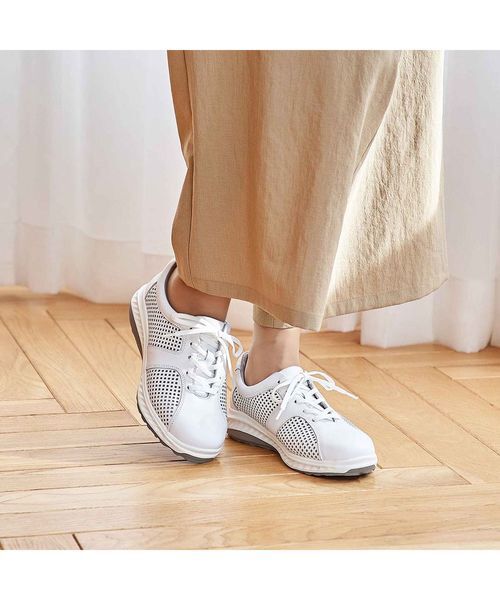 Atelier / アトリエ スニーカー | 【4E】パンチングレザースニーカー（ホワイト）