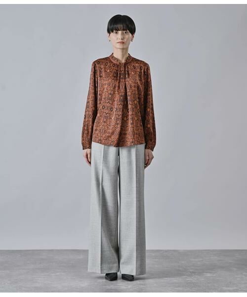 Atraer / アトラエル シャツ・ブラウス | アールヌーボーボタニカルプリント スカーフ風長袖ブラウス | 詳細1