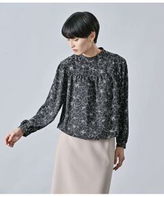 Atraer / アトラエル シャツ・ブラウス | モノトーンフラワープリント ヨーク切り替えブラウス