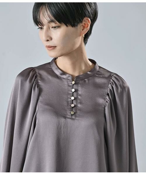 Atraer / アトラエル シャツ・ブラウス | マットサテン ボリュームスリーブブラウス | 詳細4