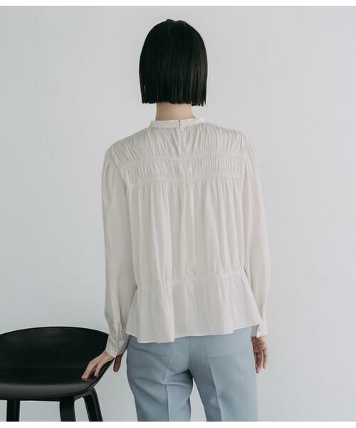 Atraer / アトラエル シャツ・ブラウス | エコシャンブレー 長袖シャーリングブラウス | 詳細2