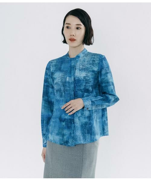 Atraer / アトラエル シャツ・ブラウス | オーシャンベールプリント スカーフ風長袖ブラウス | 詳細1