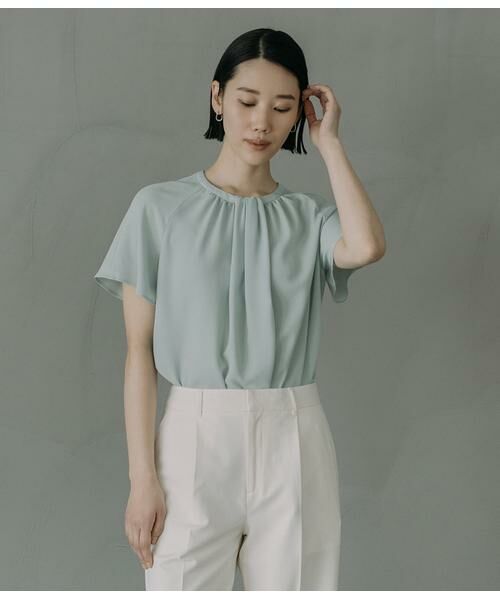 Atraer / アトラエル シャツ・ブラウス | ストレッチジョーゼット スカーフ風フレアスリーブブラウス（ライトグリーン）