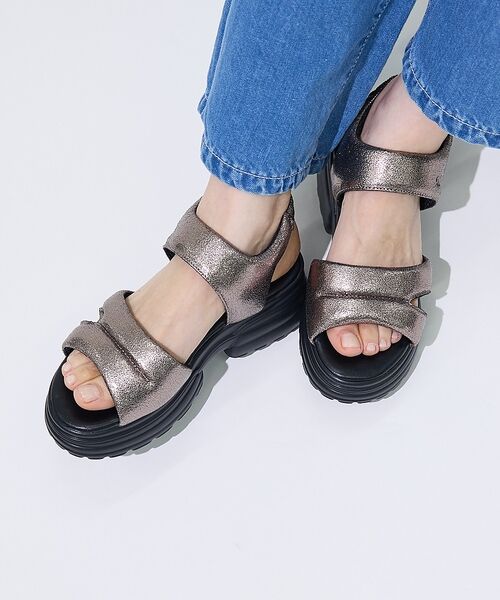 Au BANNISTER / オゥ バニスター サンダル | 【販売店舗限定】パフィクッションサンダル【予約】（シルバー）