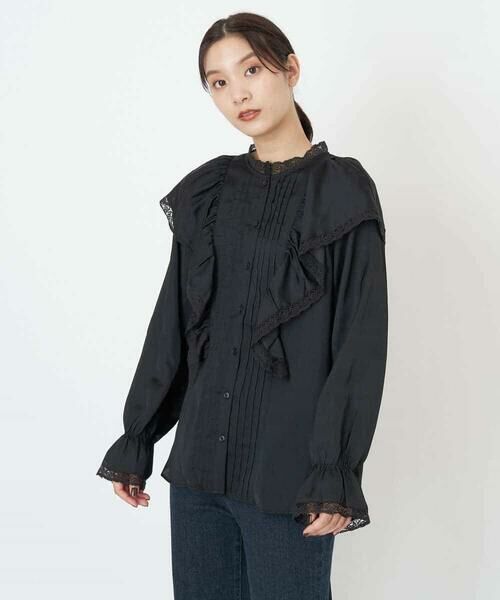 a.v.v / アー・ヴェ・ヴェ シャツ・ブラウス | レースフリルショルダーサテンブラウス | 詳細12