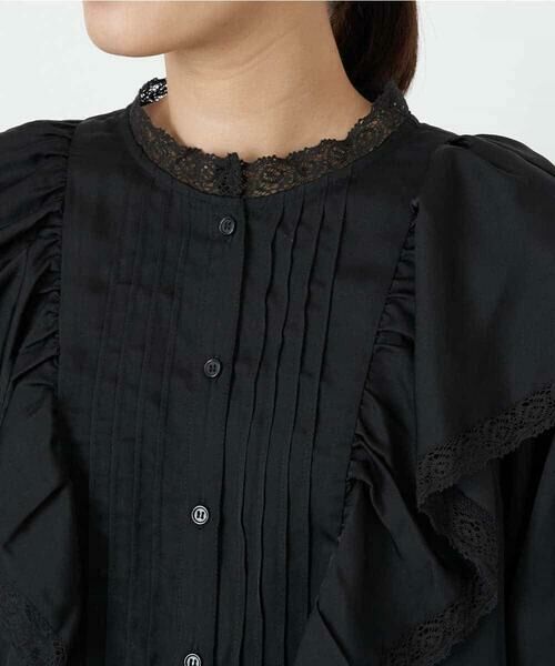 a.v.v / アー・ヴェ・ヴェ シャツ・ブラウス | レースフリルショルダーサテンブラウス | 詳細16