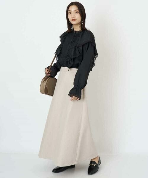 a.v.v / アー・ヴェ・ヴェ シャツ・ブラウス | レースフリルショルダーサテンブラウス | 詳細8