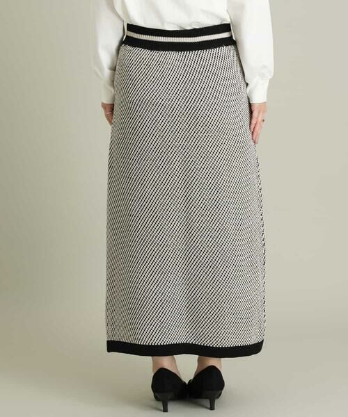 a.v.v / アー・ヴェ・ヴェ ロング・マキシ丈スカート | ツイーディーニットスカート | 詳細19