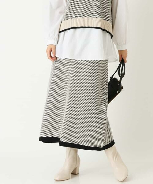a.v.v / アー・ヴェ・ヴェ ロング・マキシ丈スカート | ツイーディーニットスカート(アイボリー)
