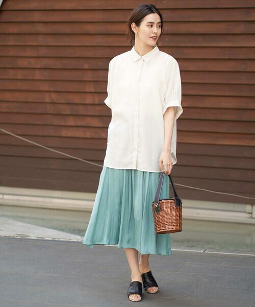 a.v.v / アー・ヴェ・ヴェ ミニ・ひざ丈スカート | 【イージーケア】サテンギャザーフレアスカート | 詳細4